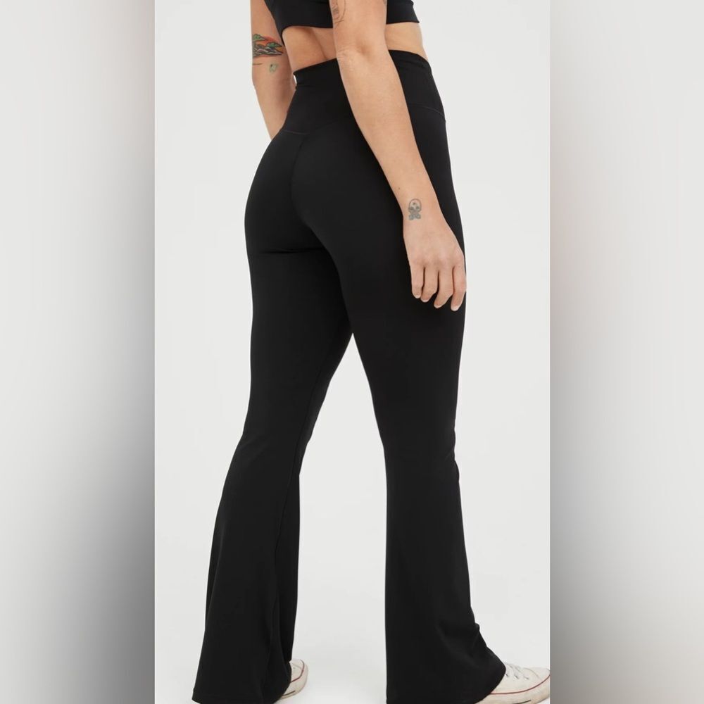 Chic Black Flare Crossover Pants for Women NWT IN PACKAGE - Picture 3 of 8